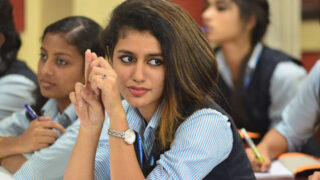 Famous Actor Priya Prakash Varrier Romance – Hot Video Watch